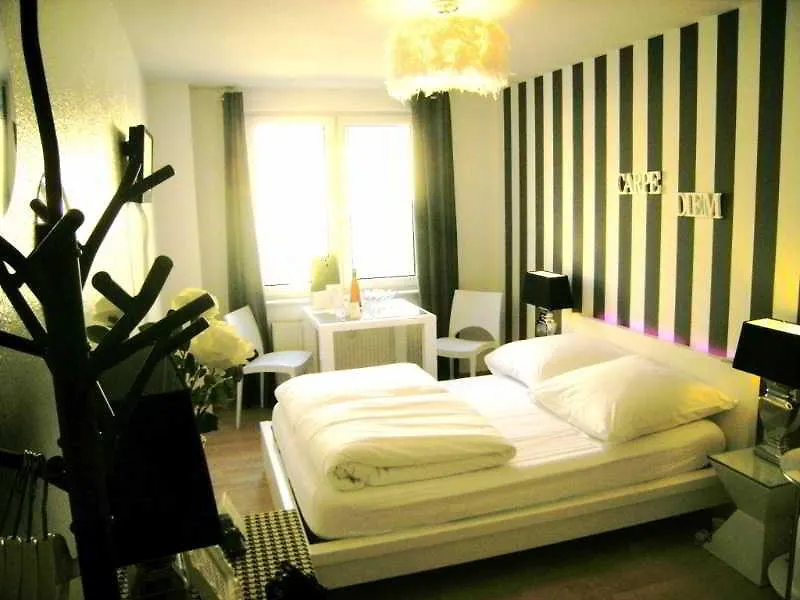 Hotel A Partment Mediapark Apartamento Colonia Alemania