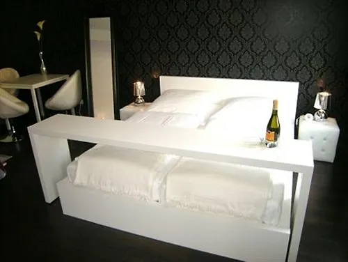 A Partment Mediapark Apartamento Colonia 0*,