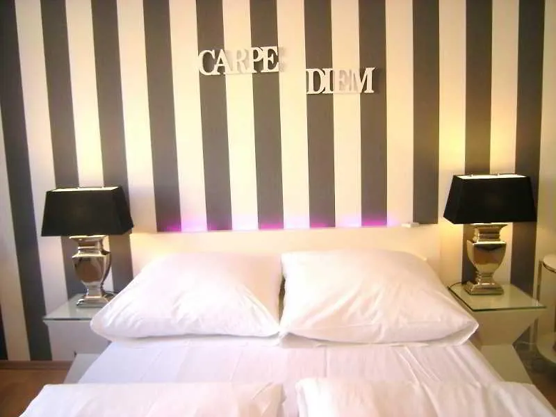 Hotel A Partment Mediapark Apartamento Colonia